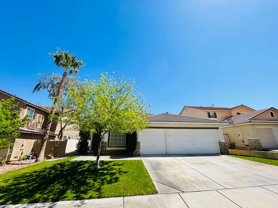 1855 Desert Forest Way