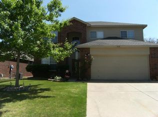 413 Indian Trail Rd, Roanoke, TX 76262