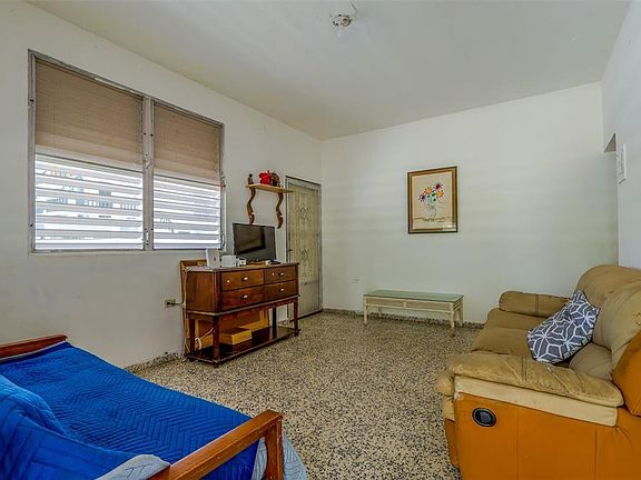 4th image of 2244 Reparto Matias