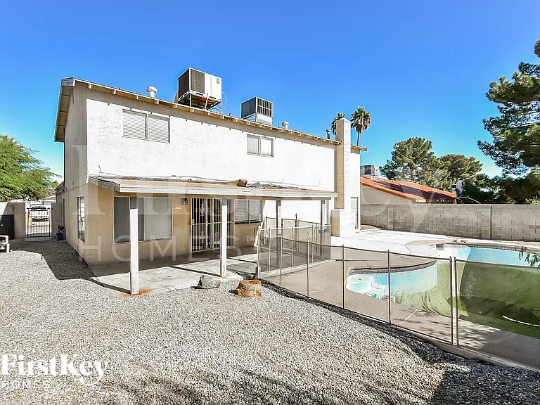 3909 Almondwood Dr — Photo 15