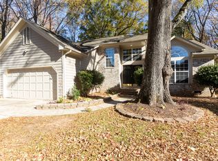 12800 Hedgeway Dr, Charlotte, NC 28278