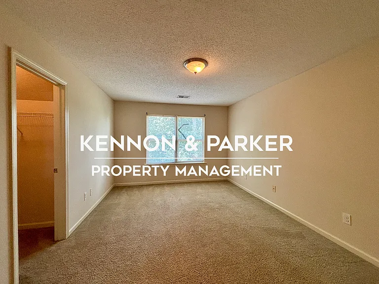 108 Blue Spruce Dr — Photo 28