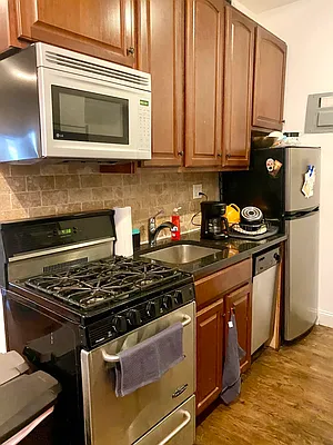 Rented by Corcoran | media 22