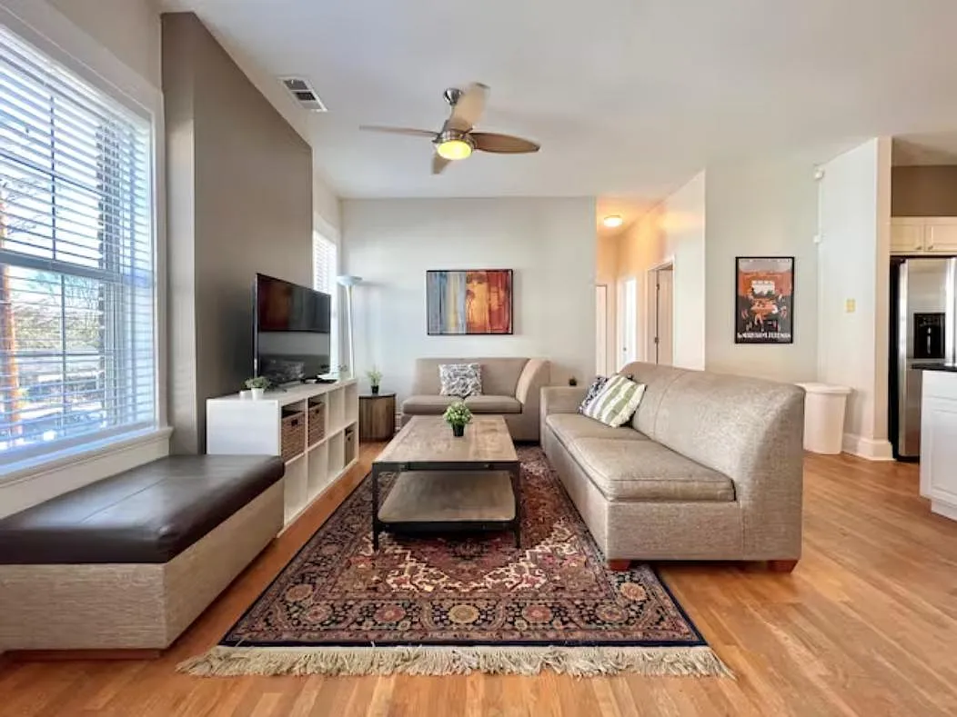 2 bed, 1.5 bath, 1250 sqft, $2,900 — Photo 4