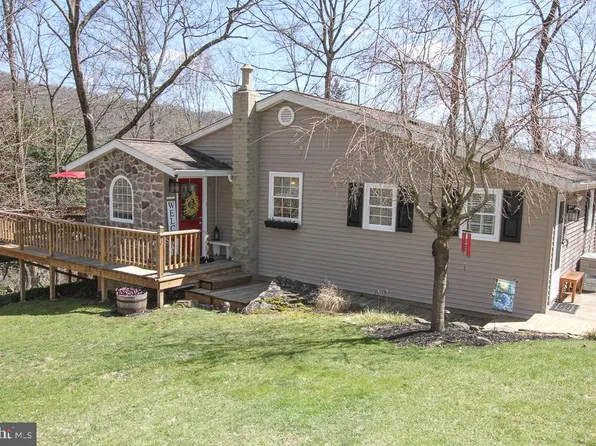 1011 Main St, Schwenksville, PA 19473