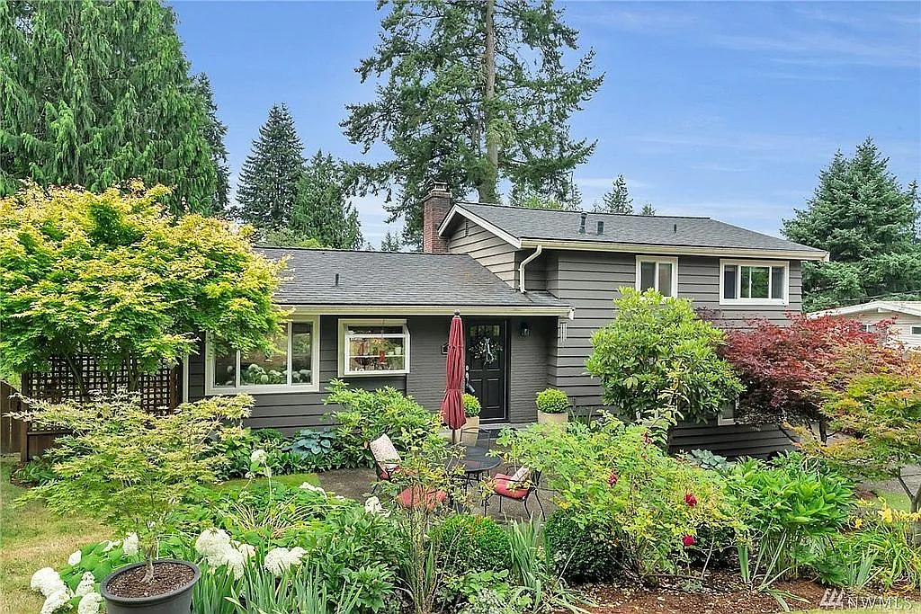 3811 139th Pl SE photo 1