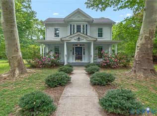 3952 Irvington Rd, Irvington, VA 22480