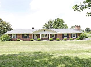 511 Ruddles Mill Rd, Paris, KY 40361