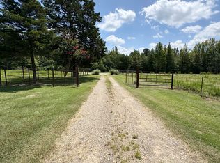 2121 Rockhill Rd, Haworth, OK 74740