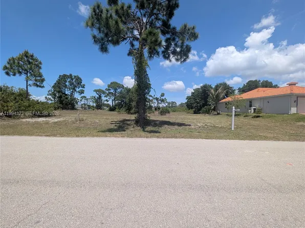 2121 NW 30th Ter, Cape Coral, FL 33993