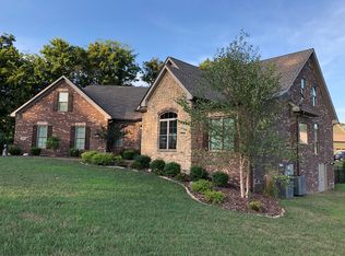 135 Wilderness Trce, Bowling Green, KY 42103