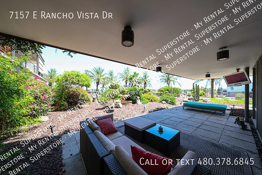 3 bed, 2312 sqft, $9,900 — Photo 3