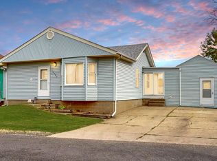 12202 N Riverview Rd, Chillicothe, IL 61523