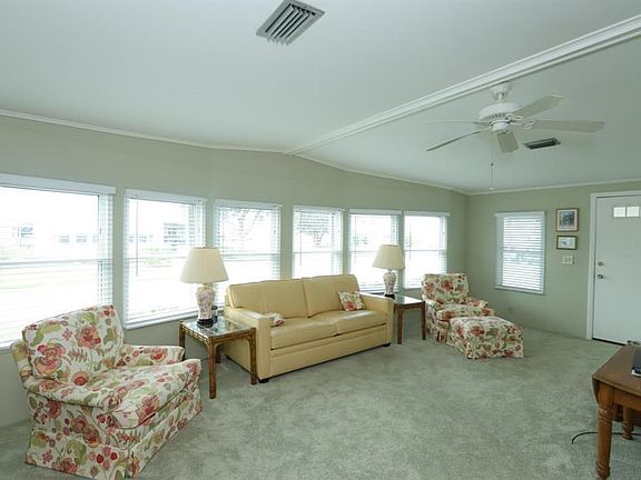 2nd image of 1189 Barefoot Cir