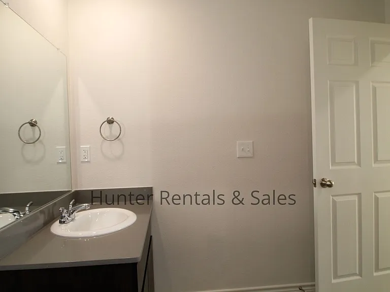 1810B Ponca Trce — Photo 22