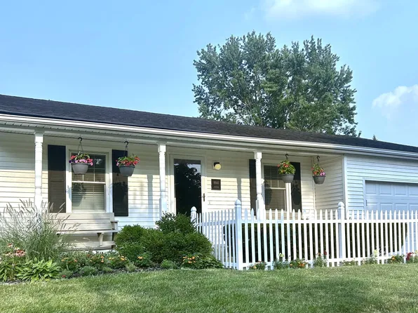 8844 Atherton Rd, Powell, OH 43065