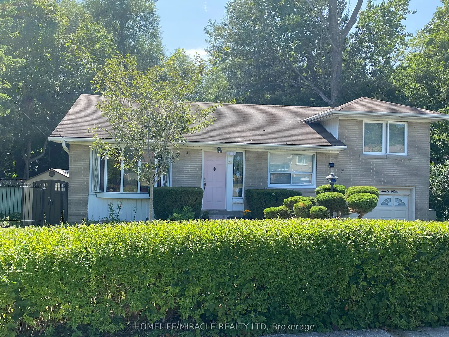2 bed, $1,800 — Photo 2