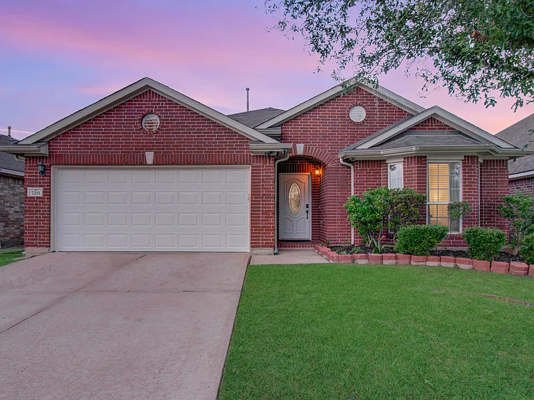 7211 Crescent Mills Dr — Photo 43