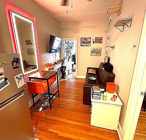 302 E 3rd St #4D — Photo 1