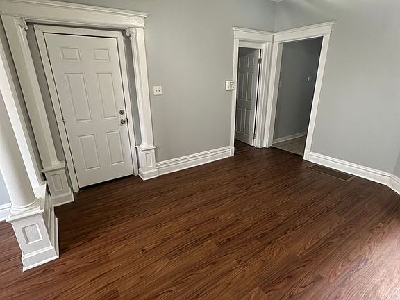 3rd image of 4356 S Wells St #1