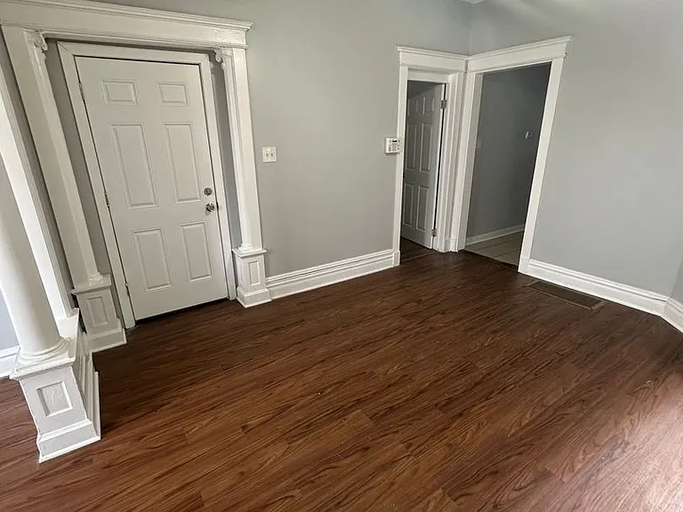 4356 S Wells St — Photo 3