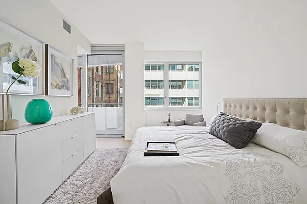 Sold by SERHANT. | media 77