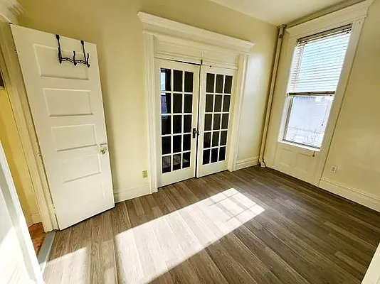 Rented by Brooklyn Property Group LLC | media 32