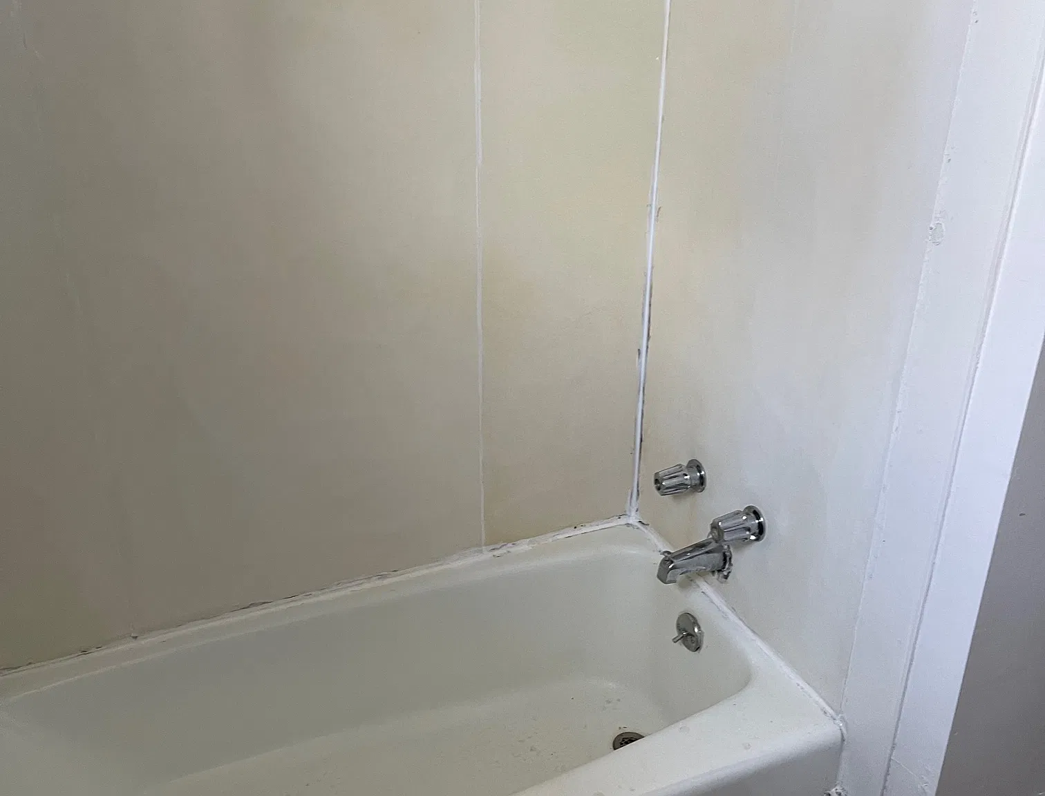 2 bed, 700 sqft, $1,150 — Photo 4