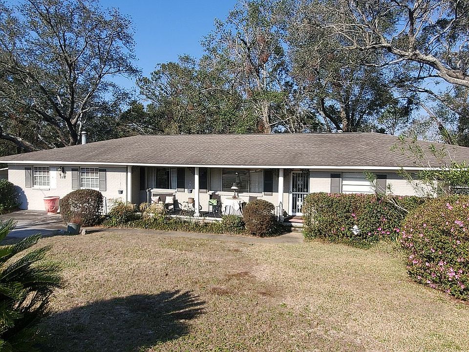1st image of 6013 Syracuse Ct