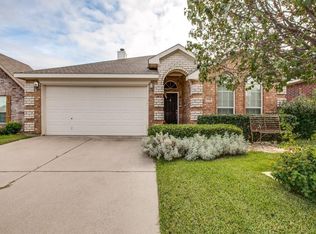 3720 Mossbrook Dr, Fort Worth, TX 76244