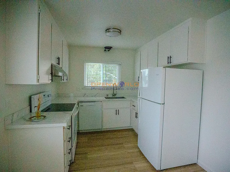 414 Bancroft Ave — Photo 12