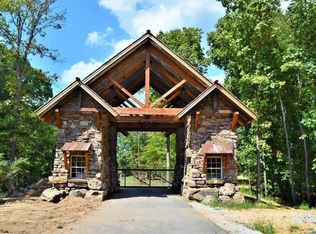 8200 Canopy Ct, Rogers, AR 72756