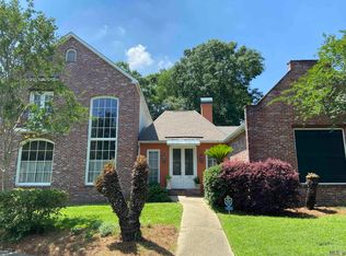 1132 Woodstone Dr, Baton Rouge, LA 70808