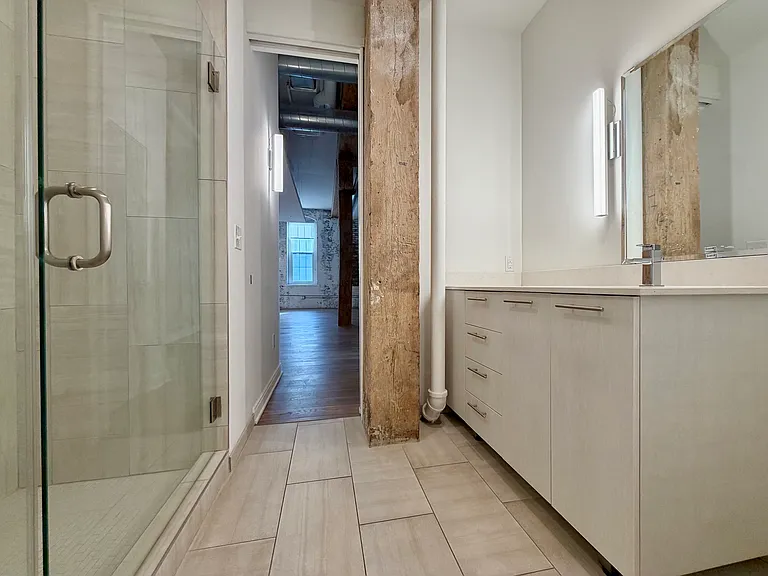 813 Broadway St #101 — Photo 15
