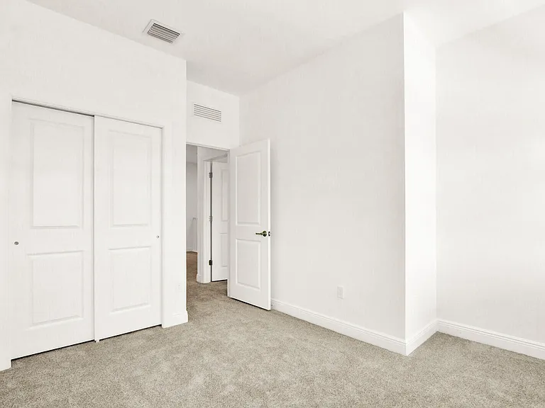 7808 SW Cline St — Photo 29