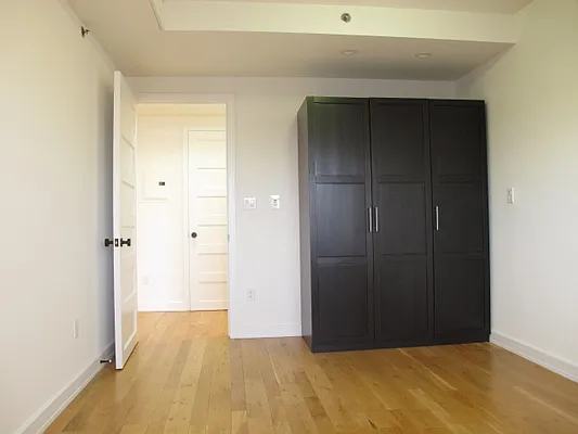 Rented by Residents Team | media 9