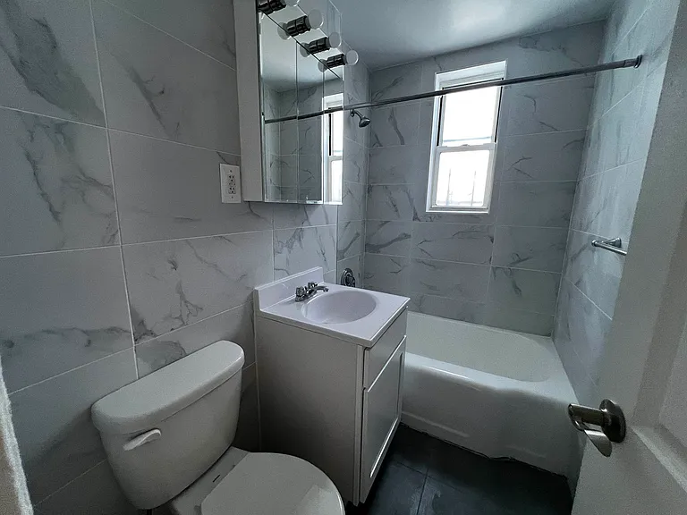 143-36 Barclay Ave #4P — Photo 4