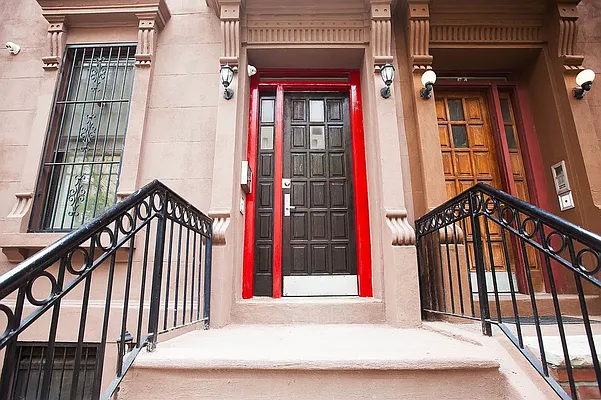 Rented by Bohemia Realty Group | media 9