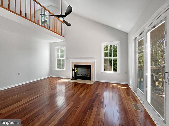 4th image of 4250 Chambord Ln