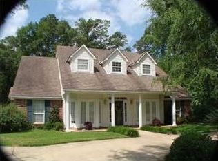 10698 Saint Charles Pl, Keithville, LA 71047