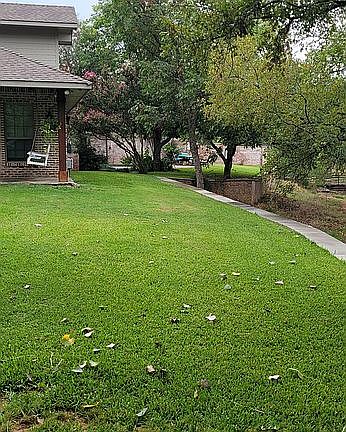 5th image of 201 Wild Oak Ln