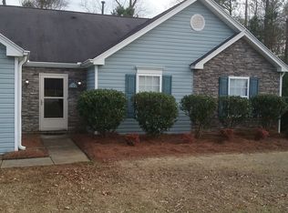 112 Slate Ridge Ln, Loganville, GA 30052