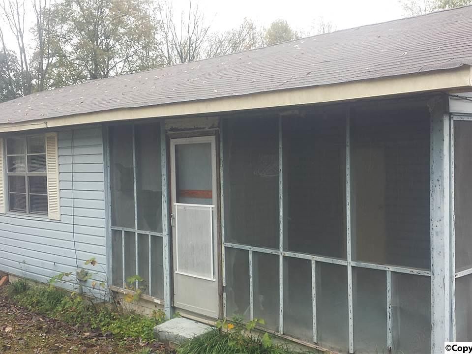 2nd image of 354 Railroad Ave
