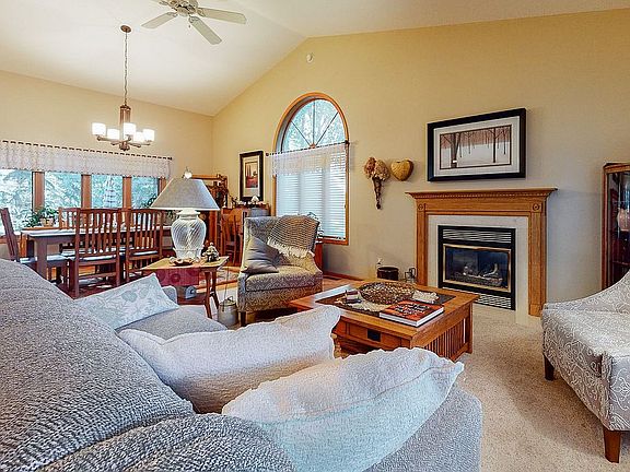 3rd image of 503 W Feathered Cir