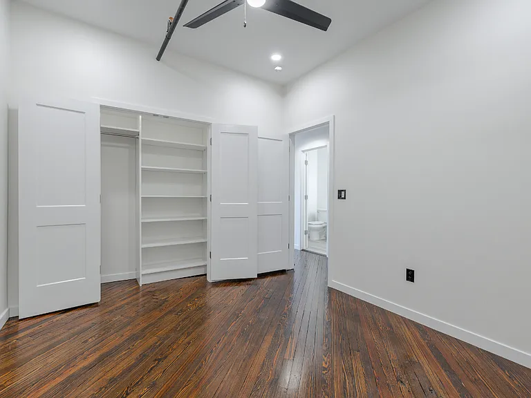 420 Main St #D — Photo 5