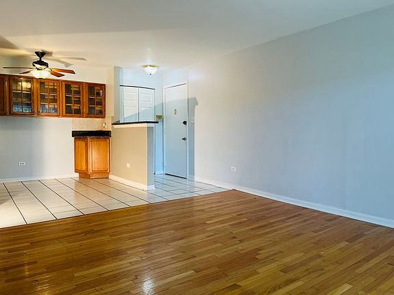 2nd image of 1511 N Windsor Dr APT 206