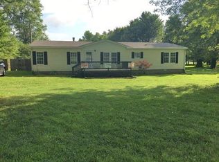 7607 Old Hinkleville Rd, West Paducah, KY 42086