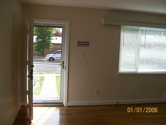 3rd image of 5869 2nd St S