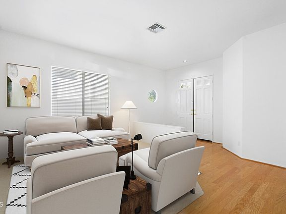 2nd image of 1693 Paseo Castille