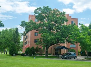 985 E Ivy Ave #501, Saint Paul, MN 55106